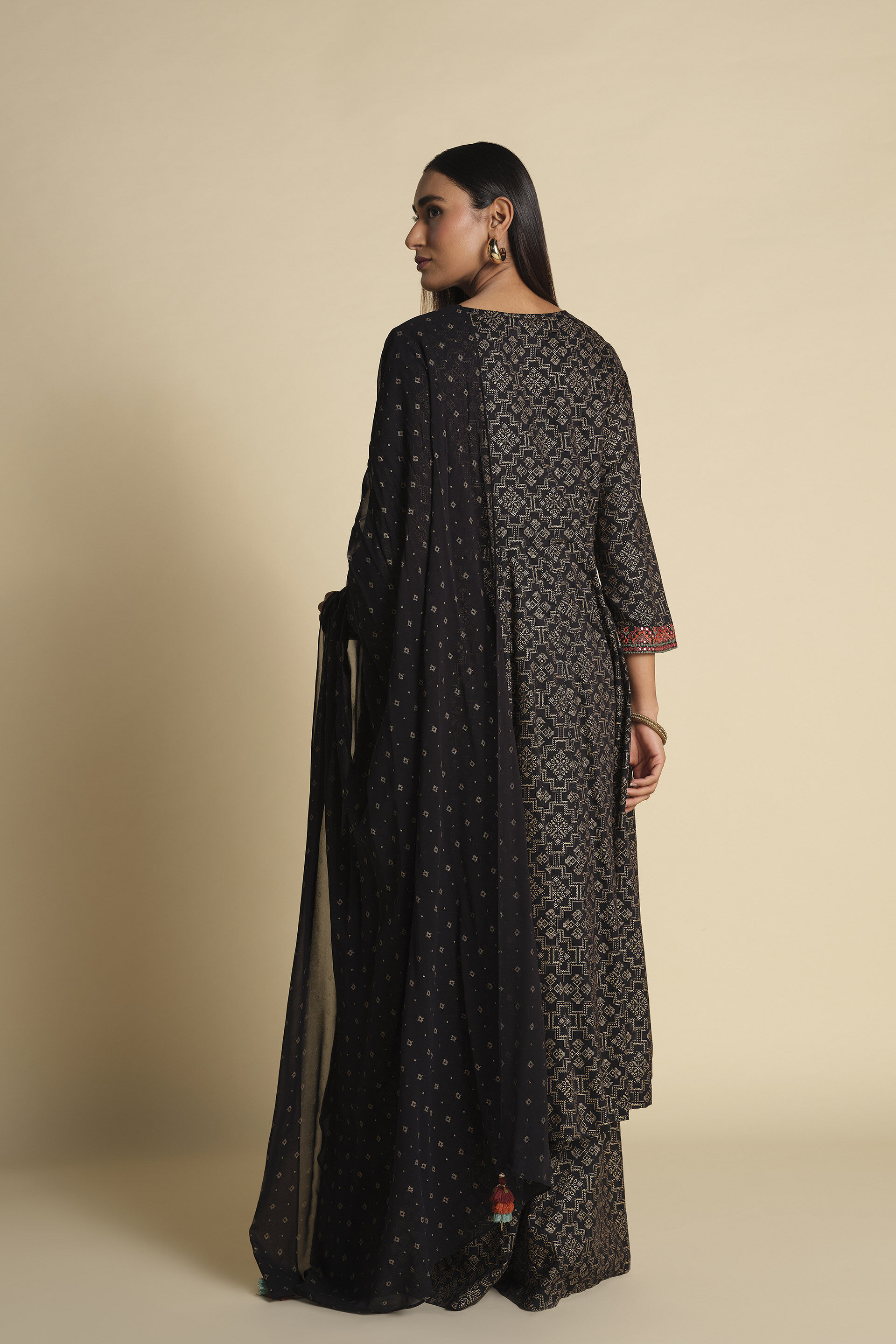 Rivaayat Kurta Set, Black, image 6